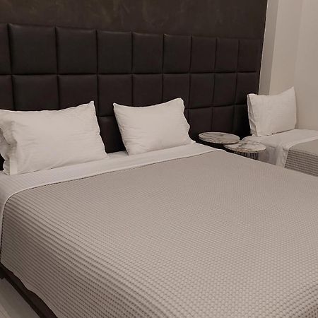 Lingos Hotel 플로리나 외부 사진