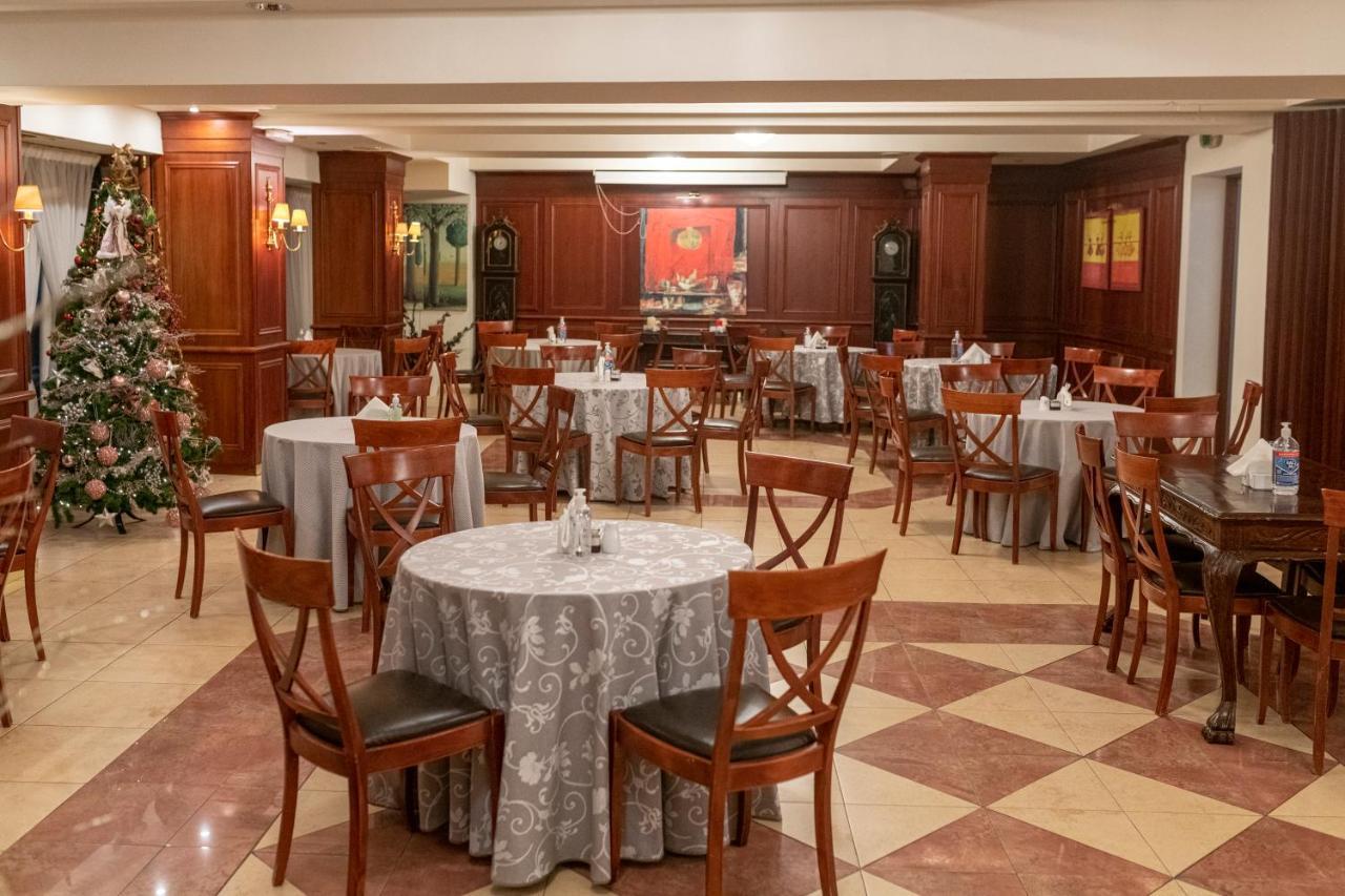 Lingos Hotel 플로리나 외부 사진