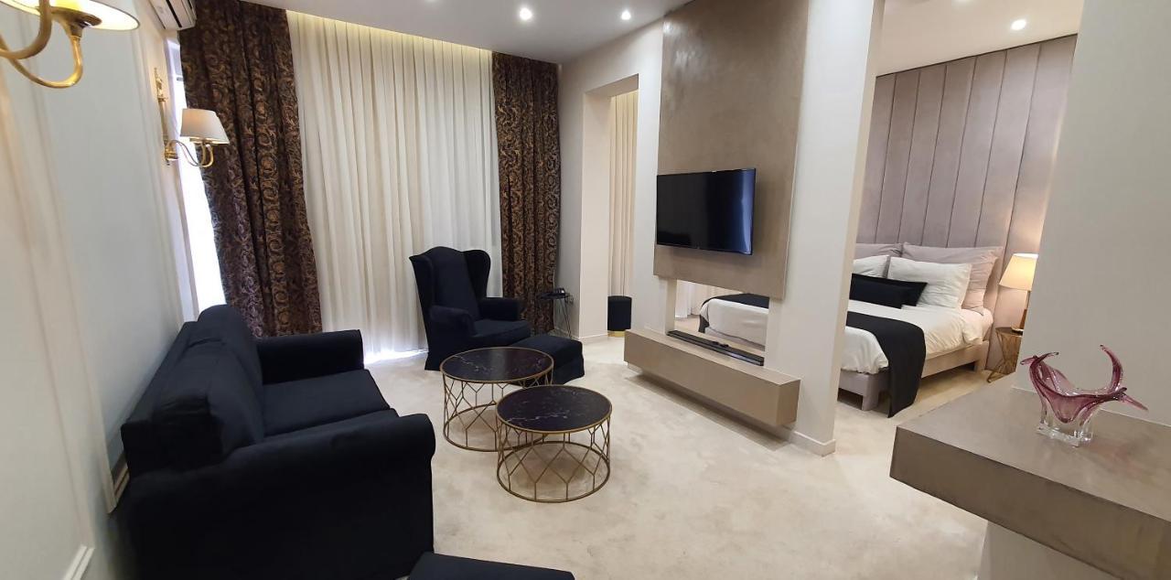 Lingos Hotel 플로리나 외부 사진